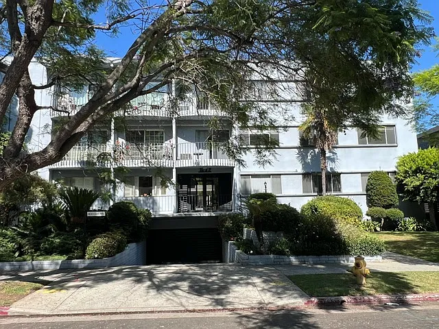 1632 Camden Ave #201
