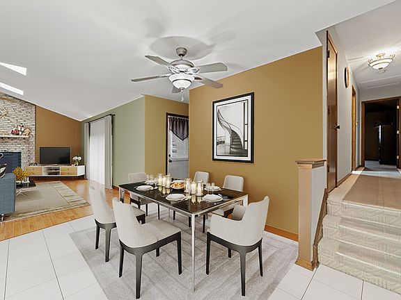 5th image of 14741 Sprucecreek Ln