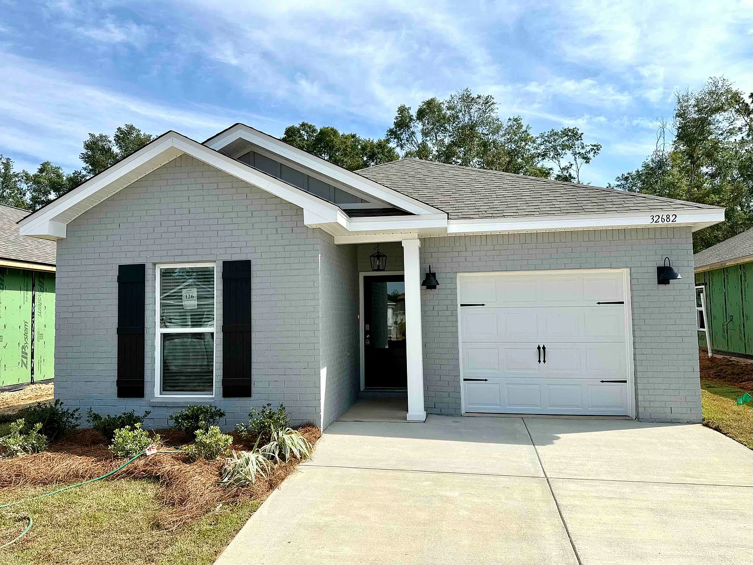 Available Now! 4 Bedroom / 2 Bath In Spanish Fort!! — Photo 1
