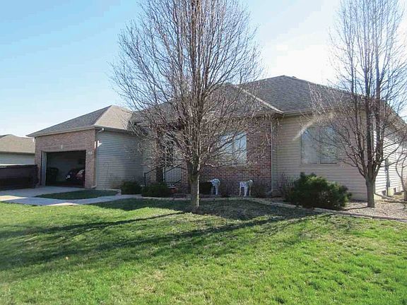 2nd image of 1216 Michele Dr