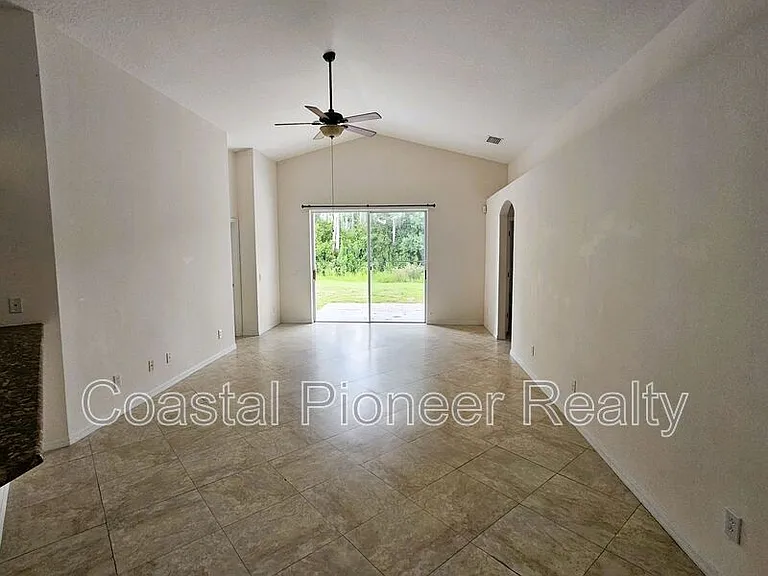 3220 Clover Blossom Cir — Photo 13
