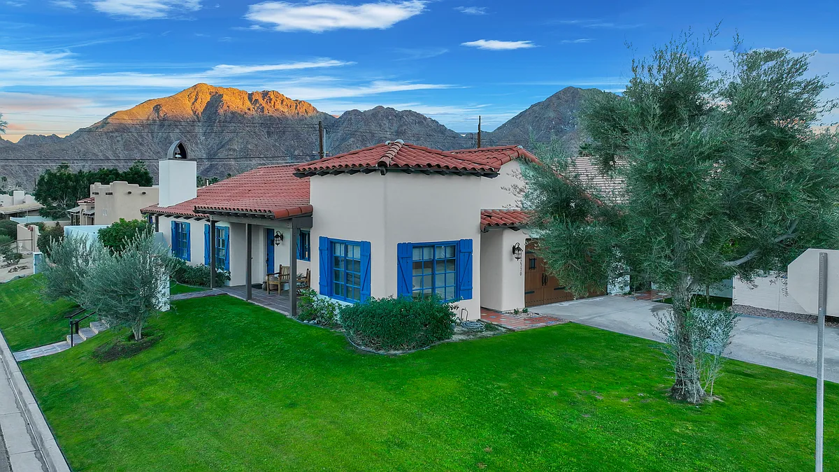 Building Photo - 52770 Avenida Carranza