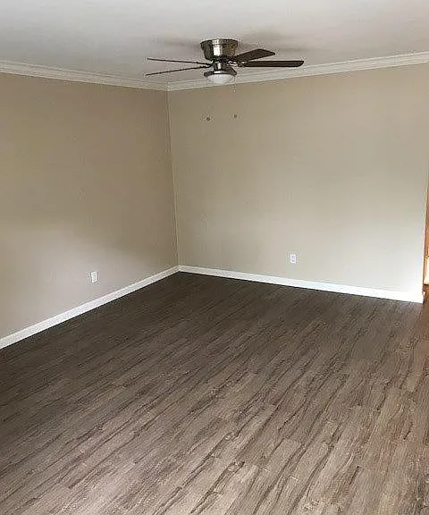 Monterey Pines Apartments — Photo 6