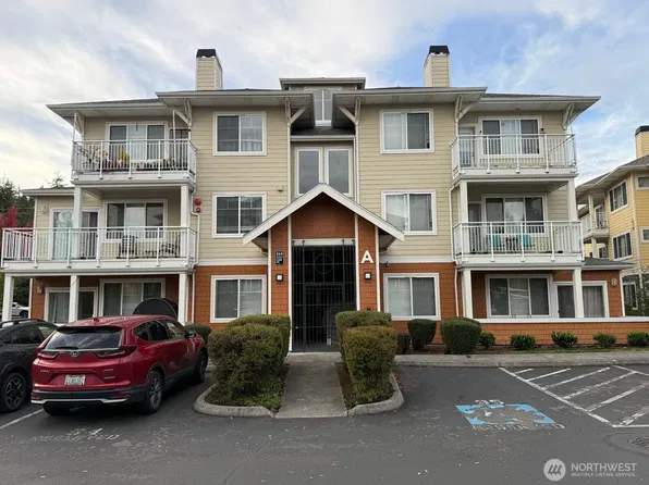 564 225th Lane NE #A 105, Sammamish, WA 98074