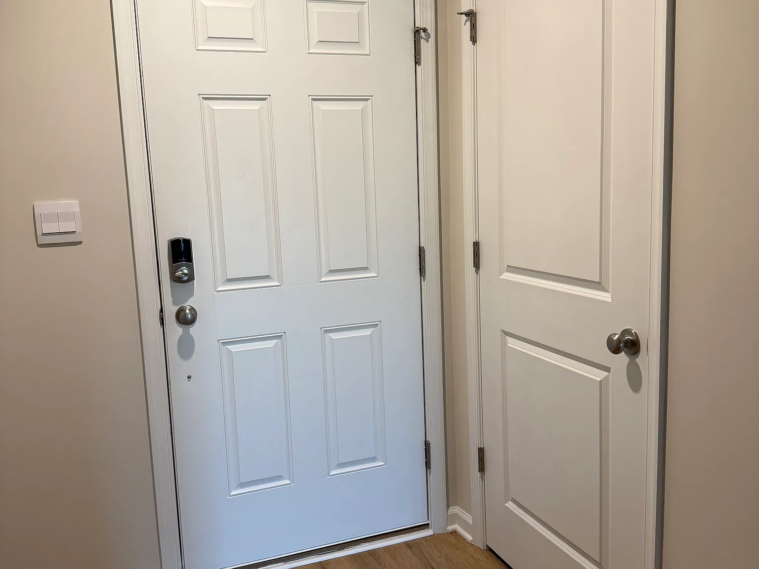 3 bed, 2.5 bath, 1962 sqft, $2,875 — Photo 4