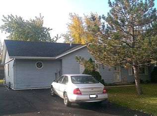 3849 Sutherland Dr, Park City, IL 60085
