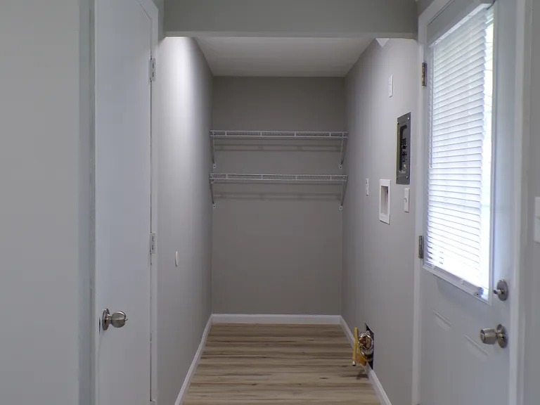 6672 Bartlett Rd — Photo 4