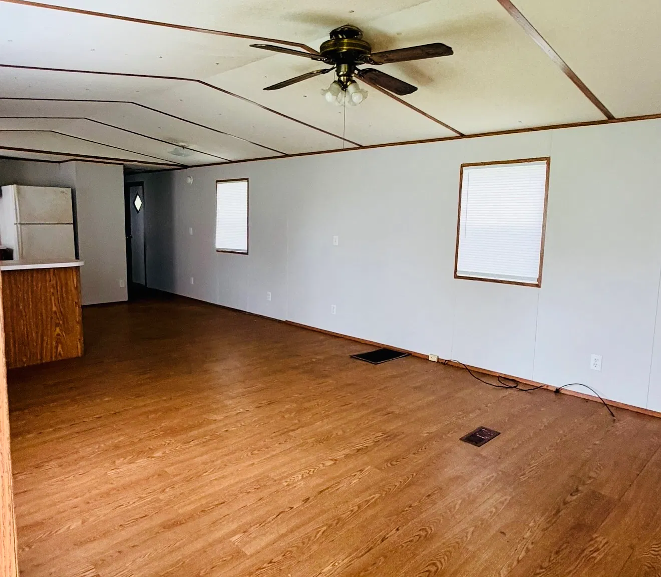 2 bed, 1216 sqft, $900 — Photo 1