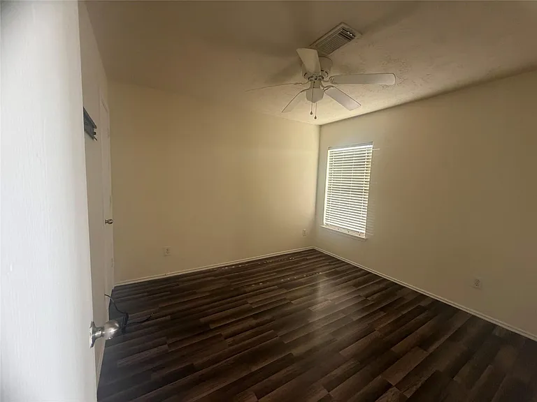 21219 Grand Linden Ct — Photo 11