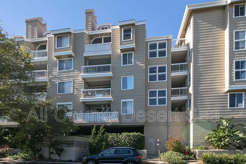 2 bed, 2.0 bath, 1101 sqft, $3,400 — Photo 1