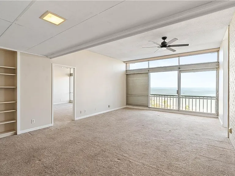 4600 Ocean Dr #906 — Photo 5