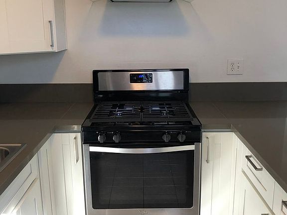 5th image of 1743 S La Brea Ave Unit 25