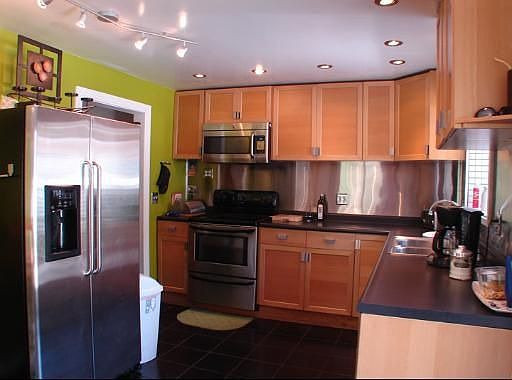 2nd image of 2340 Alta Vista Dr