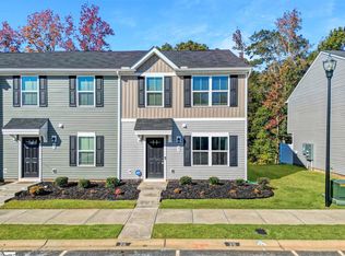25 Tidworth Dr, Greer, SC 29651