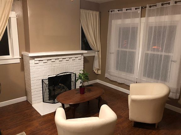 3rd image of 2044 Pershing Blvd
