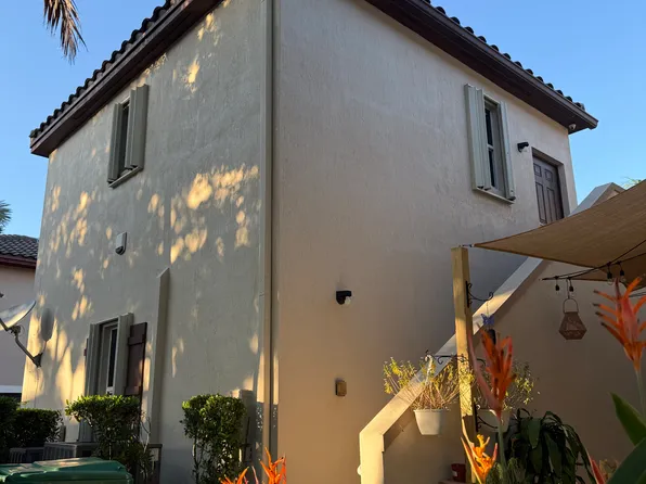 16965 SW 92nd St, Palmetto Bay, FL 33196