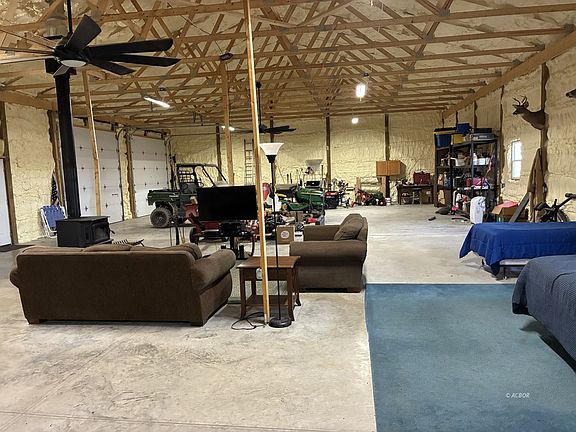 3rd image of 31428 Will Vance Rd