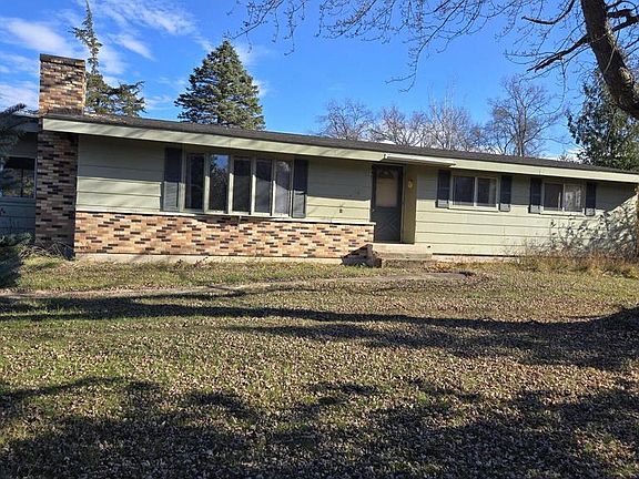2nd image of N11612 10th AVENUE