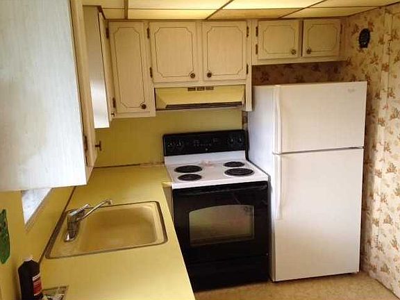 4th image of 1521 NW 43rd Ave APT 108