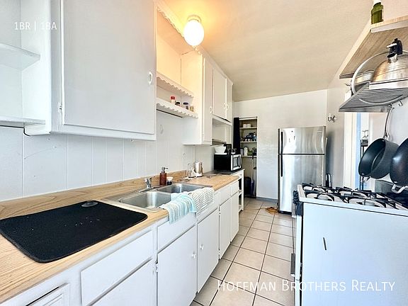 2nd image of 3616 1/2 N Highland Ave