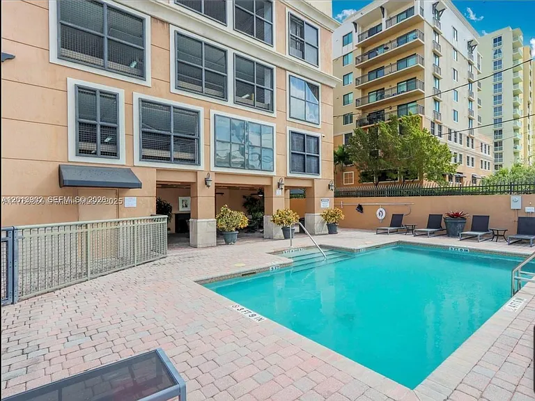3590 Coral Way #910 — Photo 16