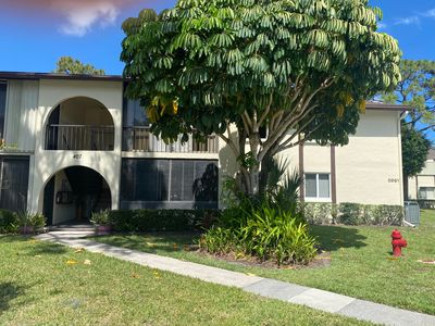 5991 Whispering Pine Way #D-1, Greenacres, FL, 33463