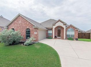 305 Equine Ln, Celina, TX 75009