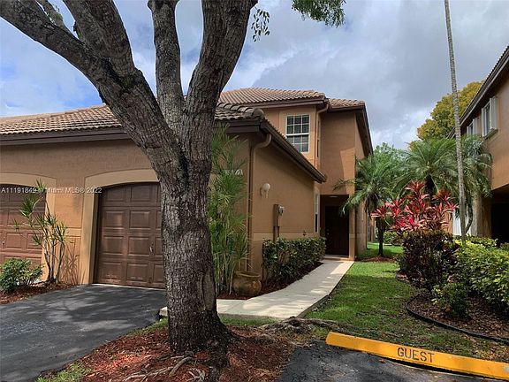 3rd image of 1377 Veracruz Ln #6-10