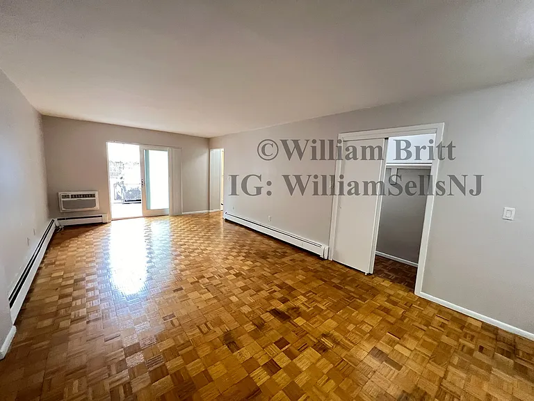 145 Main St #1E — Photo 15