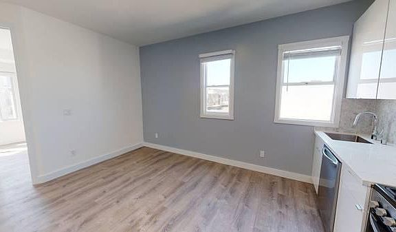 4th image of 3201 Octavia St APT 303