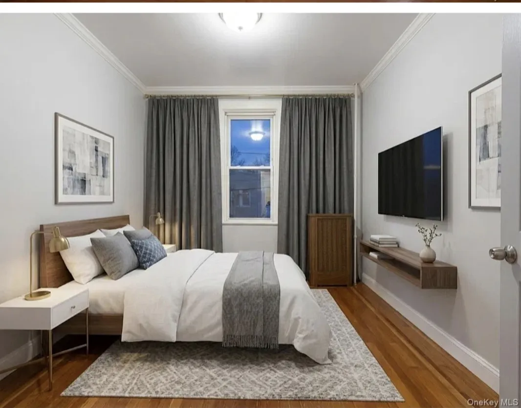 4 bed, 1200 sqft, $4,077 — Photo 3