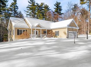 3 Cheever Ln, Mont Vernon, NH 03057