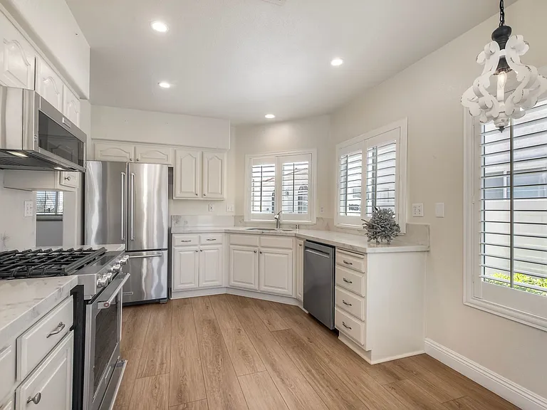 2338 Cartegena Way — Photo 10