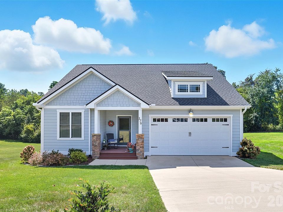 1st image of 376 Windy Acres Knoll Dr