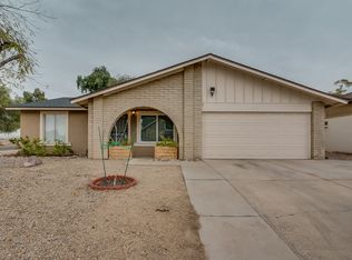 9239 N 63rd Dr, Glendale, AZ 85302