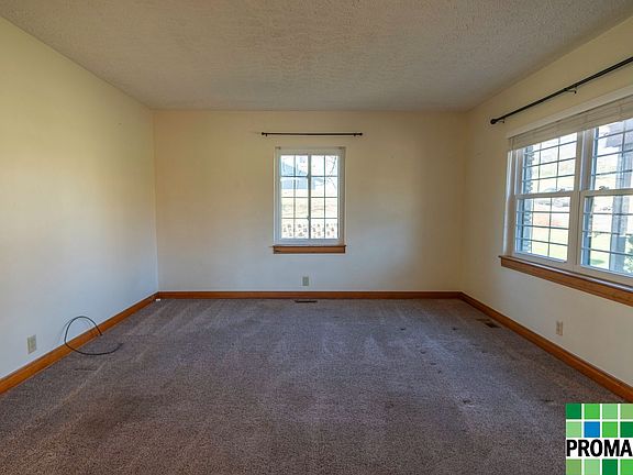 3rd image of 787 Colegate Dr