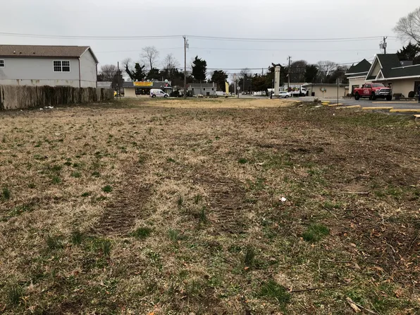 1806 Bayshore Rd, Villas, NJ 08251