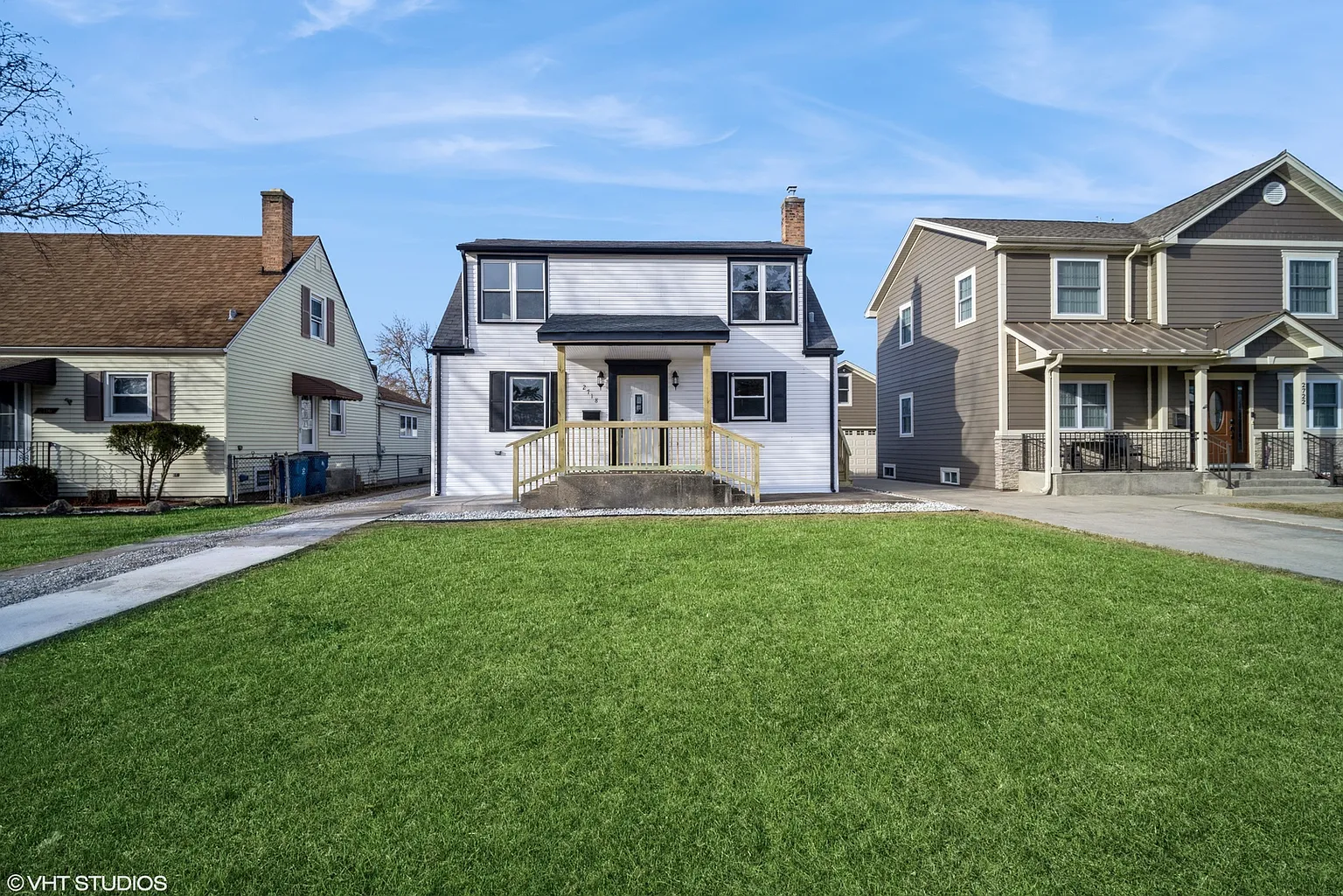 2718 Elder Ln photo 1