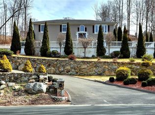 327 Jones Rd, Naugatuck, CT 06770