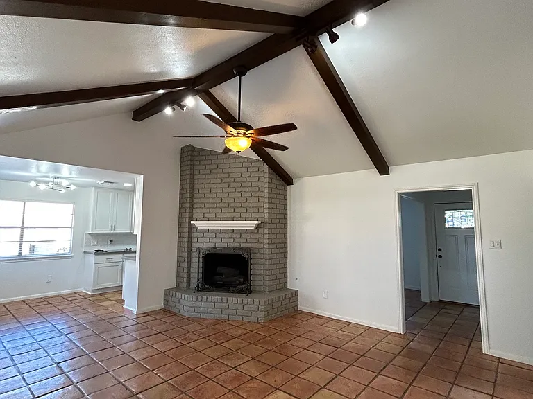 Vaulted ceiling
