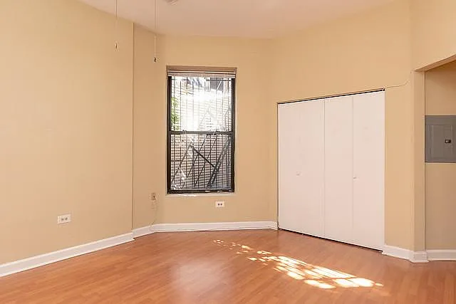 742 W. Fullerton — Photo 12