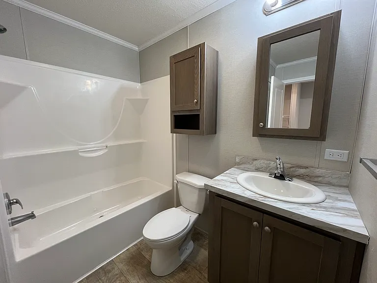 38000 Le Chateau Blvd #336 — Photo 17