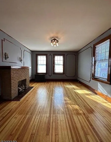 156 Franklin Ave — Photo 9