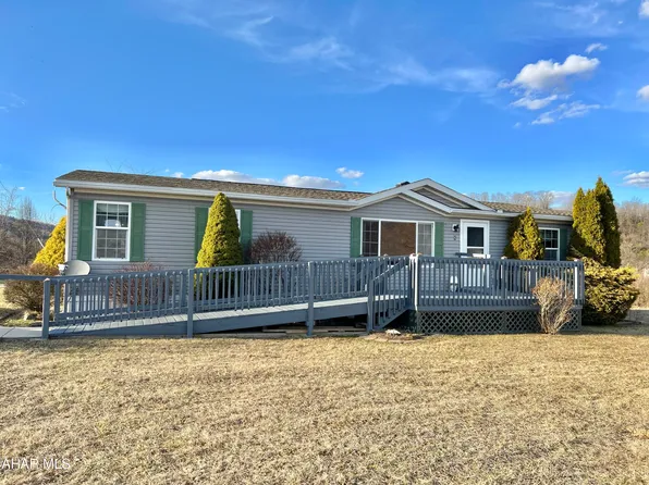 6 Robbie Ave, Bedford, PA 15522