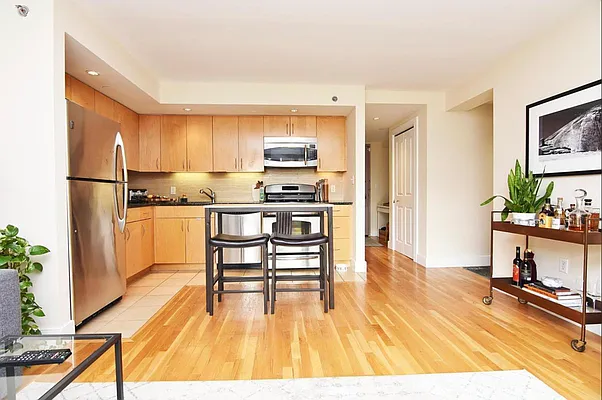 Rented by Bohemia Realty Group | media 13