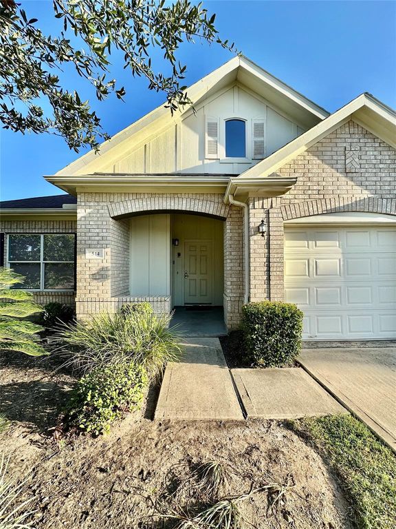 514 Dovecoft Ln, Rosenberg, TX - View 2