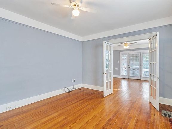 5th image of 8328 Willow St #30