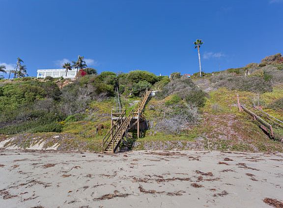 3rd image of 33428 Pacific Coast Hwy
