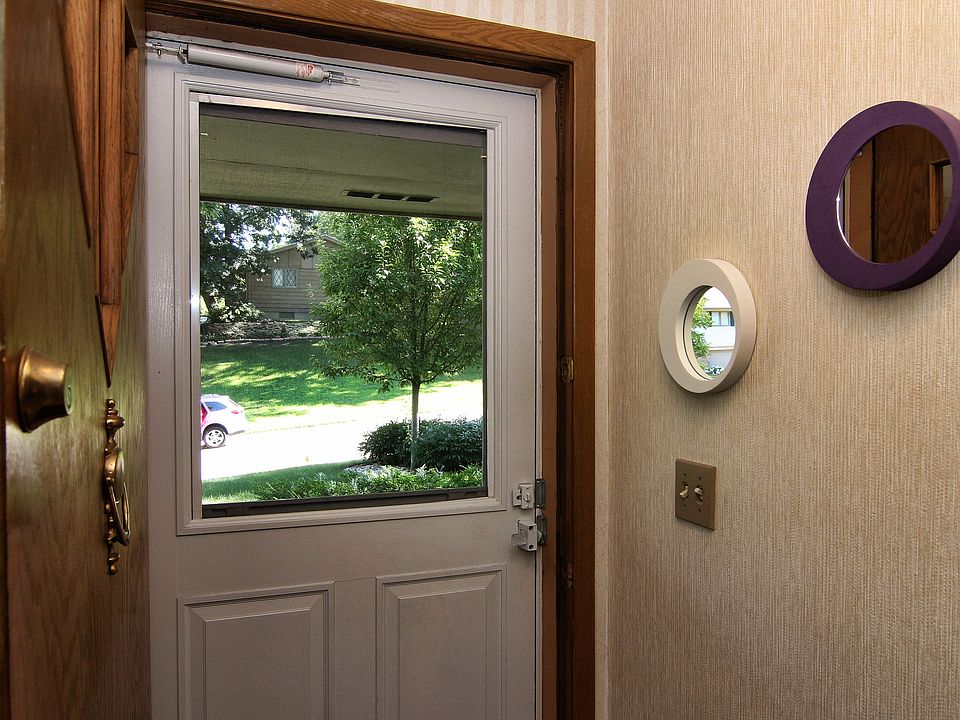 1st image of 3315 Highland Dr
