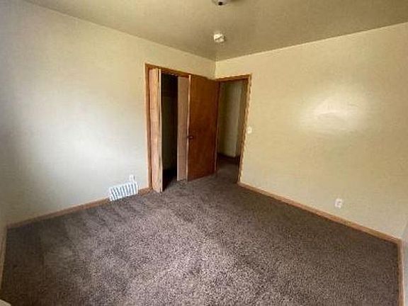 3rd image of 6486-6488 N 53rd St